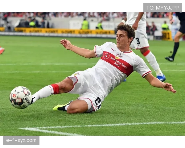 帕瓦尔状态回暖助拜仁晋级，精彩表现引关注